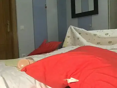 Snapshot of paula19800 chatting on September 27, 2025, 8:37 pm paula19800 online show from September 27, 2025, 8:37 pm