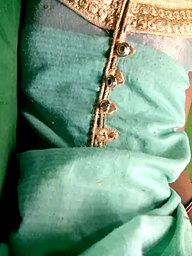 Snapshot of Cuty_kinjal chatting on September 29, 2025, 11:21 pm Cuty kinjal online show from September 29, 2025, 11:21 pm