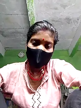 Snapshot of Cuty_kinjal chatting on September 24, 2025, 10:05 pm Cuty kinjal online show from September 24, 2025, 10:05 pm