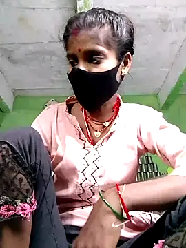 Snapshot of Cuty_kinjal chatting on September 24, 2025, 10:00 am Cuty kinjal online show from September 24, 2025, 10:00 am