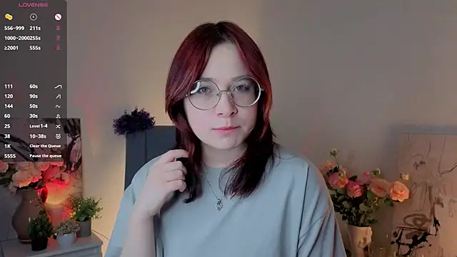 Snapshot of NyamNyamNyammm chatting on September 29, 2025, 2:12 pm NyamNyamNyammm online show from September 29, 2025, 2:12 pm