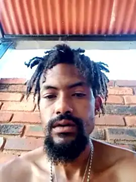 Snapshot of Goofygoody17 chatting on February 10, 2026, 8:35 am Goofygoody17 online show from February 10, 2026, 8:35 am