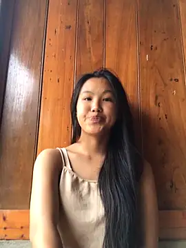 Mai lovely online show from October 19, 2025, 1:52 am