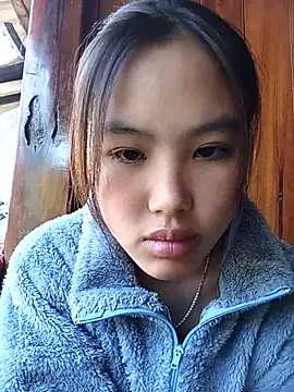 Snapshot of Mai_lovely chatting on November 29, 2025, 7:41 am Mai lovely online show from November 29, 2025, 7:41 am