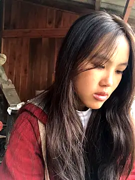 Snapshot of Mai_lovely chatting on November 13, 2025, 2:15 am Mai lovely online show from November 13, 2025, 2:15 am