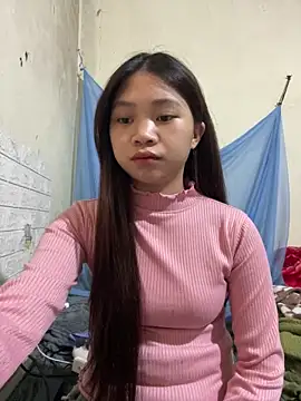 Mayy1 online show from May 12, 2026, 2:52 am