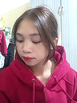 Mayy1 online show from September 26, 2025, 5:25 am