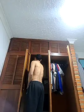 Snapshot of zkendell01 chatting on September 27, 2025, 6:41 am zkendell01 online show from September 27, 2025, 6:41 am