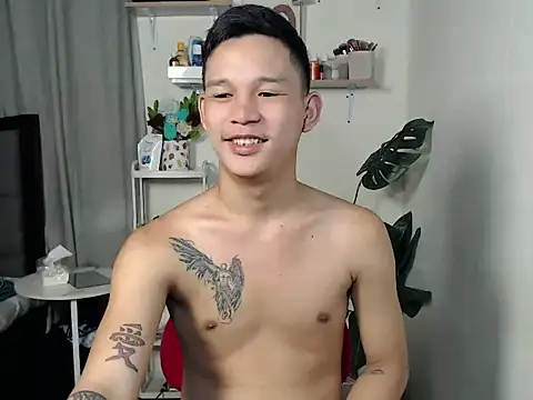 asianmonstercock05 online show from March 28, 2026, 5:41 am