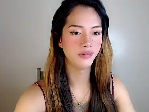 Snapshot of ashley_bombshell chatting on October 18, 2025, 6:54 pm ashley bombshell online show from October 18, 2025, 6:54 pm