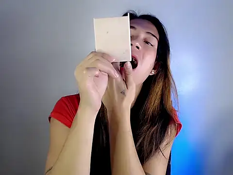 Snapshot of ashley_bombshell chatting on October 25, 2025, 8:20 pm ashley bombshell online show from October 25, 2025, 8:20 pm