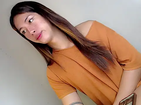 ashley bombshell online show from March 4, 2026, 8:38 pm