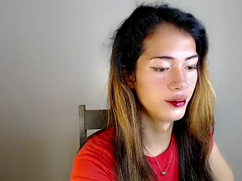 Snapshot of ashley_bombshell chatting on October 16, 2025, 8:28 pm ashley bombshell online show from October 16, 2025, 8:28 pm