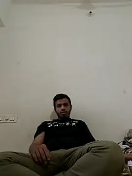 Snapshot of SilentTerr chatting on February 19, 2026, 12:35 pm SilentTerr online show from February 19, 2026, 12:35 pm