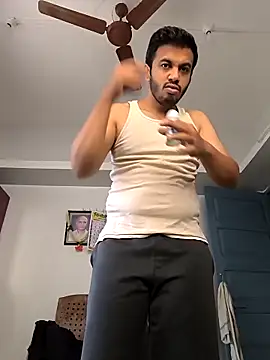 Snapshot of SilentTerr chatting on March 2, 2026, 8:32 am SilentTerr online show from March 2, 2026, 8:32 am