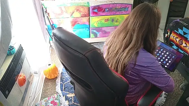 xofrankiefinexo online show from October 2, 2025, 4:32 pm