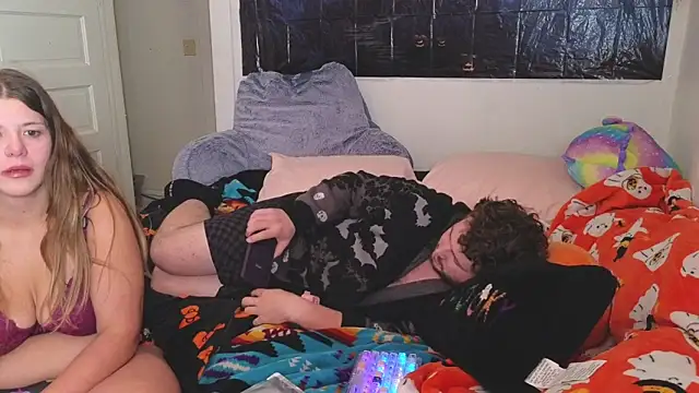 xofrankiefinexo online show from October 25, 2025, 3:38 am