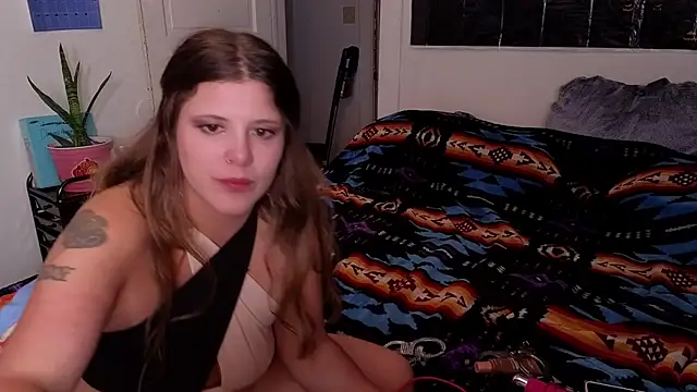 xofrankiefinexo online show from October 13, 2025, 9:22 am