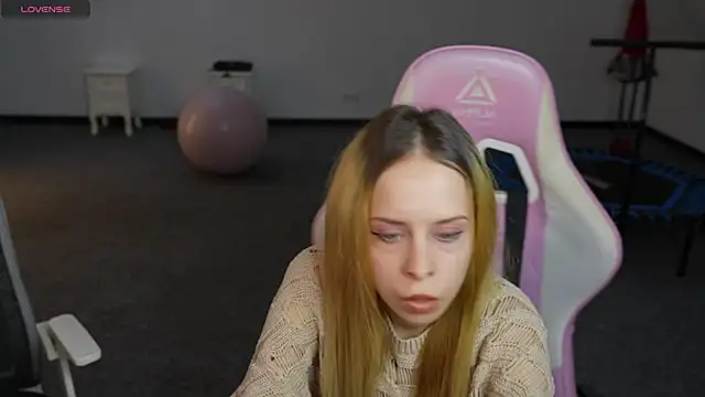 Luchi Sun online show from October 25, 2025, 10:14 am