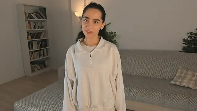 Snapshot of LoidaTatom chatting on October 1, 2025, 1:22 am LoidaTatom online show from October 1, 2025, 1:22 am