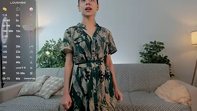 Snapshot of LoidaTatom chatting on October 8, 2025, 1:07 am LoidaTatom online show from October 8, 2025, 1:07 am