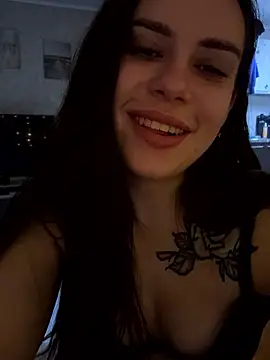 Snapshot of LindaLoverx chatting on October 2, 2025, 2:31 pm LindaLoverx online show from October 2, 2025, 2:31 pm