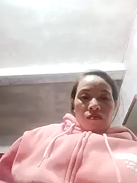 Snapshot of suka-bae chatting on October 24, 2025, 5:23 pm suka-bae online show from October 24, 2025, 5:23 pm