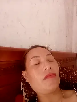 Snapshot of suka-bae chatting on October 16, 2025, 4:10 am suka-bae online show from October 16, 2025, 4:10 am