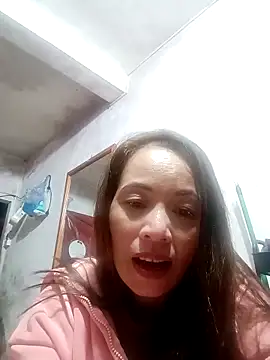 Snapshot of suka-bae chatting on October 19, 2025, 5:26 pm suka-bae online show from October 19, 2025, 5:26 pm