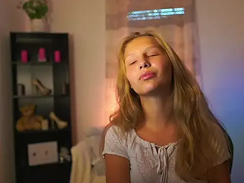 Snapshot of emmie_murray chatting on September 26, 2025, 12:56 pm emmie murray online show from September 26, 2025, 12:56 pm