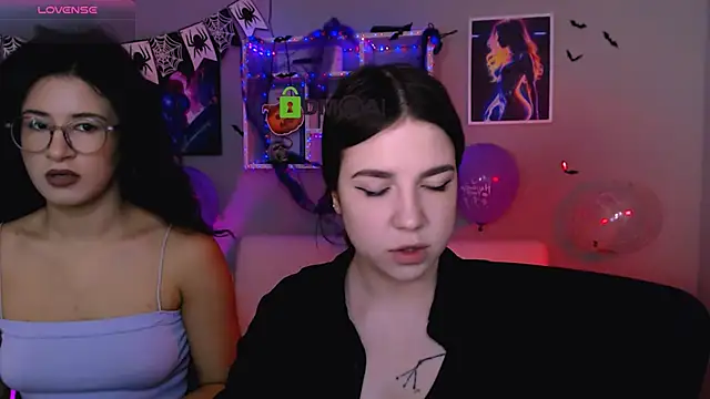 justcamila  online show from October 29, 2025, 10:25 am