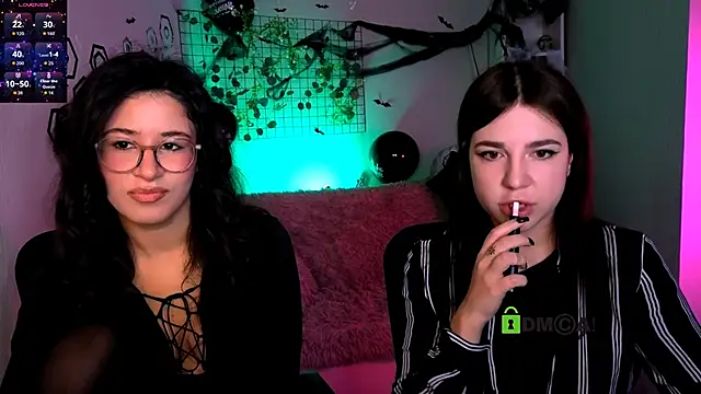 justcamila  online show from October 23, 2025, 11:42 am