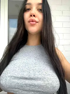 Snapshot of kiss_Lissa chatting on October 2, 2025, 7:34 am kiss Lissa online show from October 2, 2025, 7:34 am