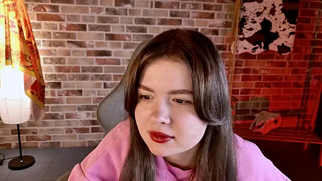 Snapshot of HaleySun chatting on October 27, 2025, 9:21 am HaleySun online show from October 27, 2025, 9:21 am