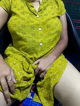 Snapshot of telugu_modal_divya chatting on March 3, 2026, 4:30 am telugu modal divya online show from March 3, 2026, 4:30 am