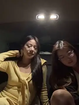 Snapshot of redrose520 chatting on February 7, 2026, 1:19 pm redrose520 online show from February 7, 2026, 1:19 pm