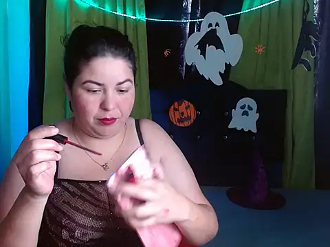 Snapshot of susi_boobs1 chatting on October 23, 2025, 12:48 pm susi boobs1 online show from October 23, 2025, 12:48 pm