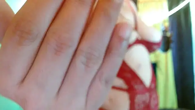 Snapshot of susi_boobs1 chatting on October 10, 2025, 12:28 pm susi boobs1 online show from October 10, 2025, 12:28 pm