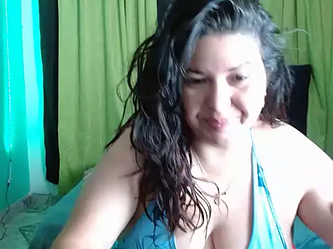 Snapshot of susi_boobs1 chatting on November 5, 2025, 12:41 pm susi boobs1 online show from November 5, 2025, 12:41 pm