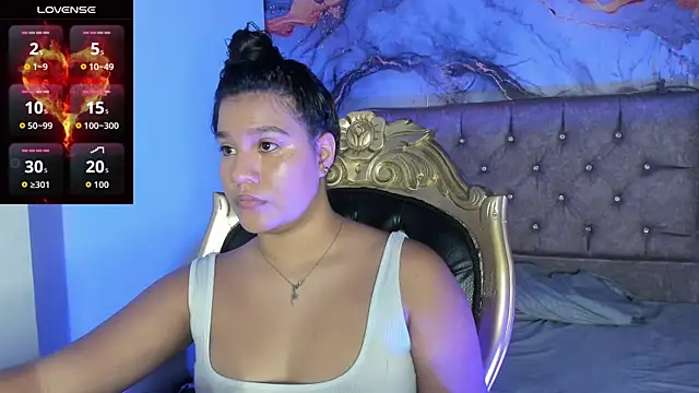 Snapshot of Tamara_Johnss_ chatting on October 22, 2025, 3:06 am Tamara Johnss online show from October 22, 2025, 3:06 am