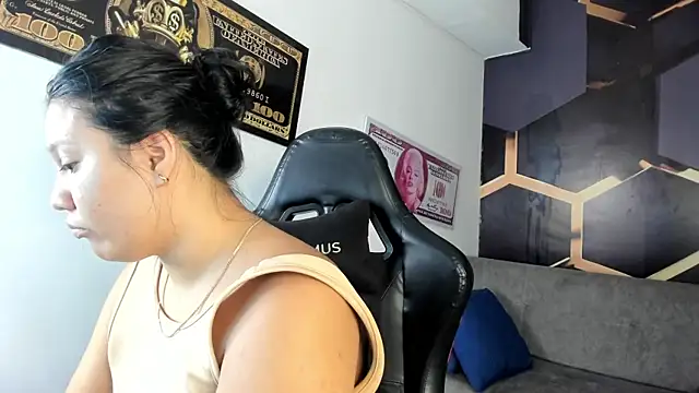 Snapshot of Tamara_Johnss_ chatting on November 15, 2025, 2:59 am Tamara Johnss online show from November 15, 2025, 2:59 am