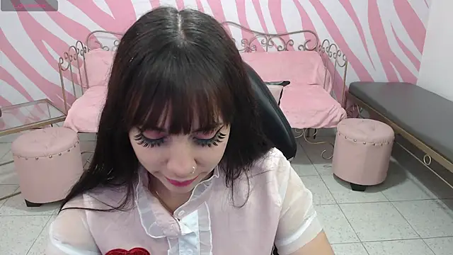 Snapshot of saabrina_ chatting on October 14, 2025, 1:12 pm saabrina online show from October 14, 2025, 1:12 pm