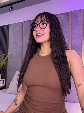 Samantha Hans online show from February 6, 2026, 9:33 pm