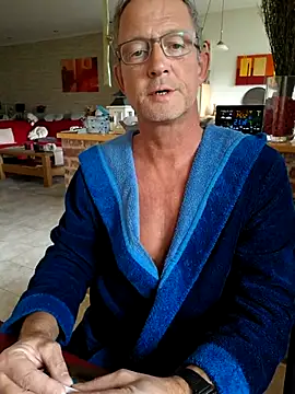 TommyTom76 online show from October 3, 2025, 11:34 am