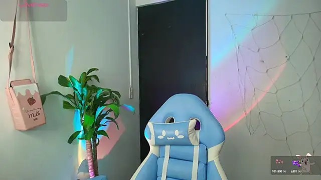 Hinata 21  online show from October 3, 2025, 1:56 pm