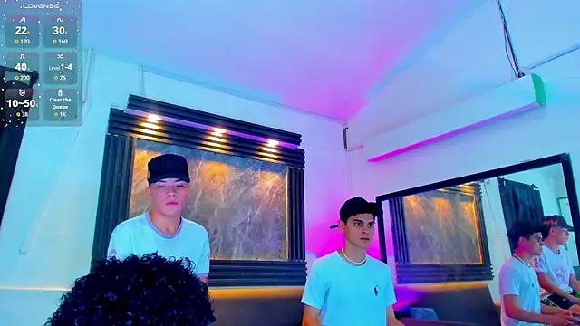 Snapshot of ALEX_MILLER25 chatting on October 7, 2025, 4:24 am ALEX MILLER25 online show from October 7, 2025, 4:24 am