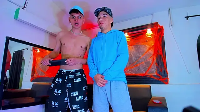 Snapshot of ALEX_MILLER25 chatting on October 24, 2025, 4:33 am ALEX MILLER25 online show from October 24, 2025, 4:33 am