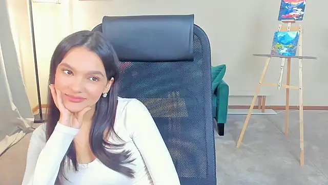 AlitaMyers online show from September 24, 2025, 8:54 am