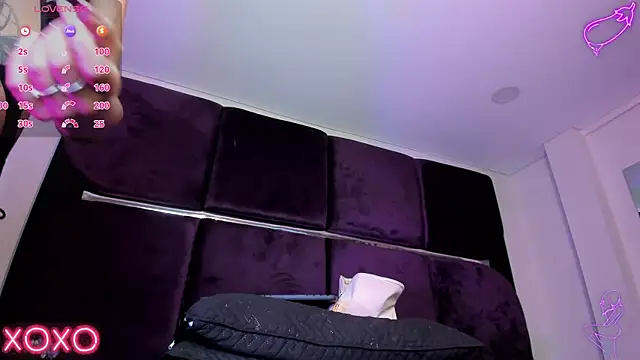 Snapshot of Tokio_Petit chatting on October 28, 2025, 2:16 pm Tokio Petit online show from October 28, 2025, 2:16 pm