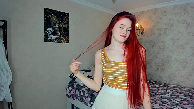 Red FoxGirl online show from October 3, 2025, 5:03 pm